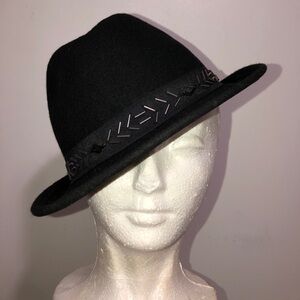 VINTAGE Stylish Black 100%wool Fedora Hat with beaded head band